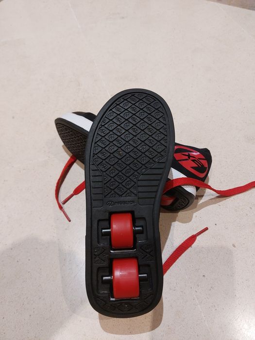 Ténis / Sapatilhas  Heelys N. 32 com rodas