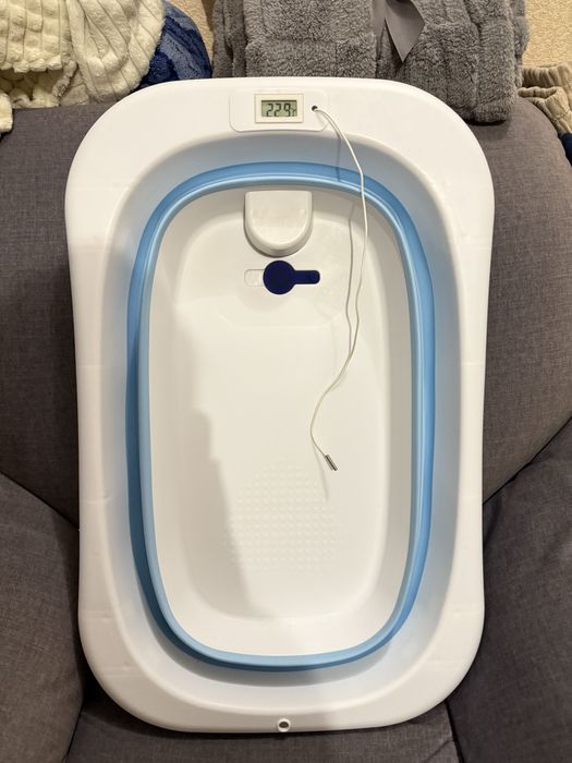 Детская складная ванночка с термометром + матрасик