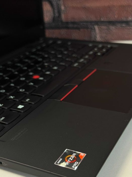 Ноутбук Lenovo ThinkPad T14 G1·Ryzen 3 4450U·16GB+SSD 256·14"IPS