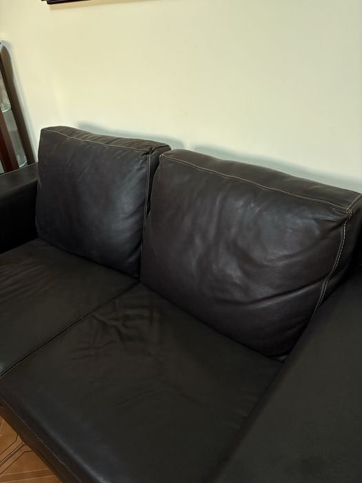 Sofá pele 2 lugares
