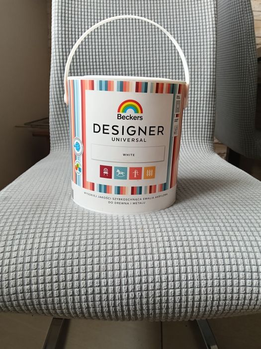Farba biała 2,5 pół mat