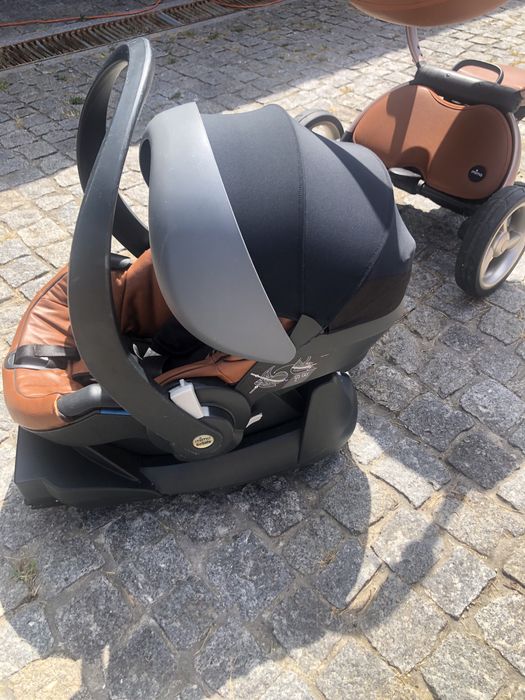 Carrinho Mima Rose Gold completo + Isofix