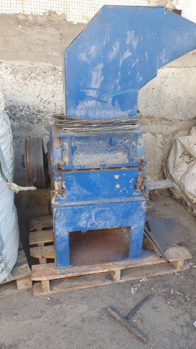 Дробилка для полимеров