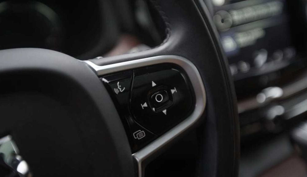 Volvo XC-60 2019 року