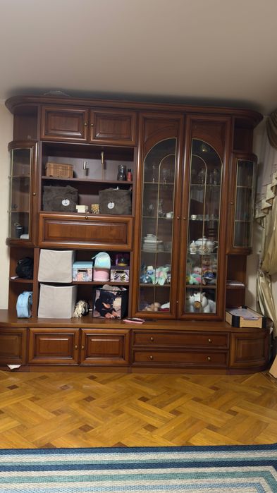 Шкаф- стінка в ідеальному стані