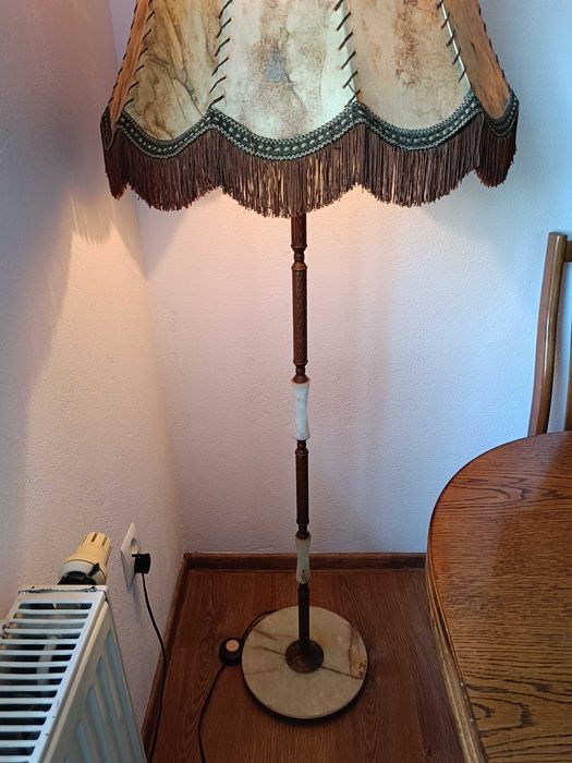 Piękna lampa stojąca , marmur z mosiądzem