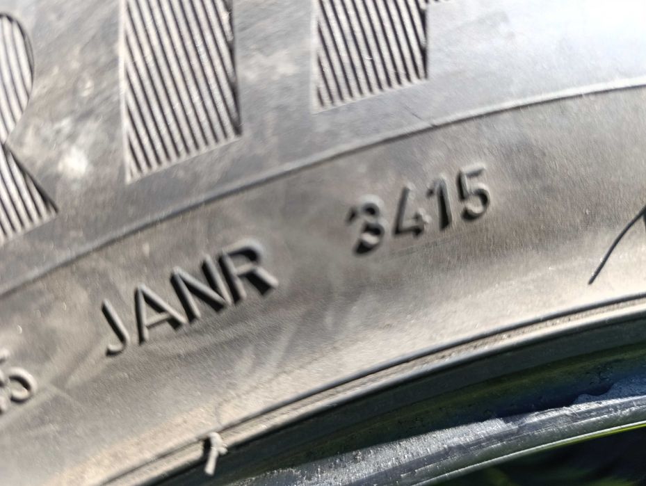Para 235/60R18 107H, DUNLOP, CENA za PARĘ, 2x 6.6 mm