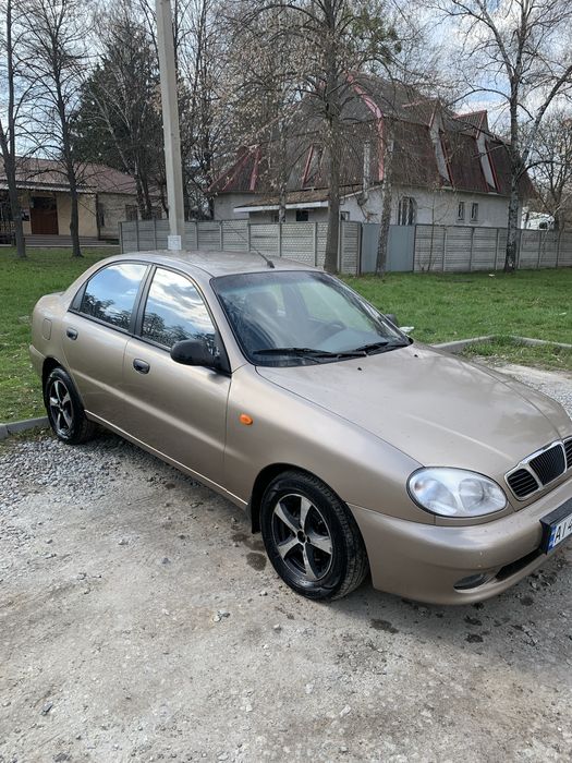Ланос 1.6 16 клапанний