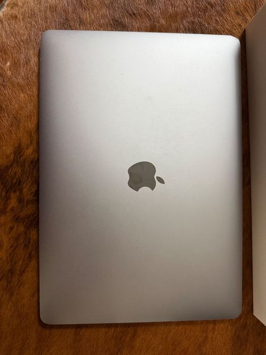 MacBook Pro 2016 1 tb 13" touchbar