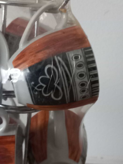 Conjunto de chávenas de café com suporte novo