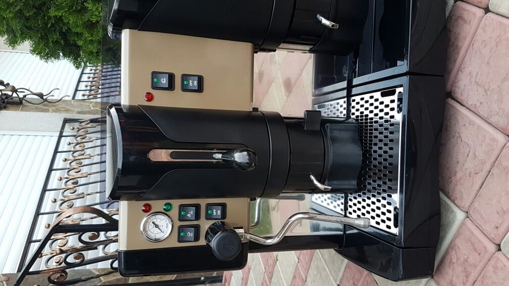 Кофемашина Jasmine 2 Caps