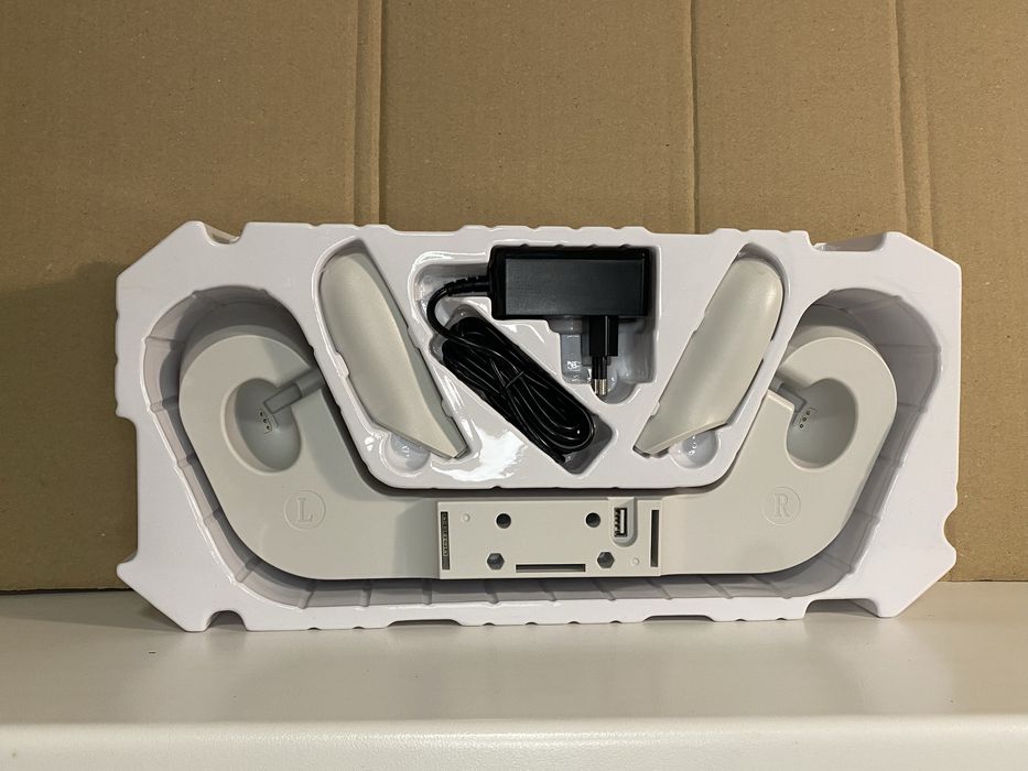 Зарядна док-станція для Oculus Quest 2