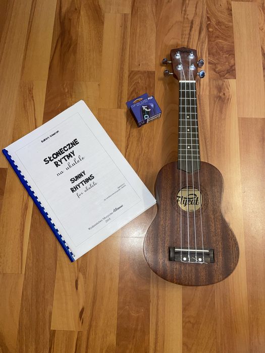 Zestaw Ukulele FLYCAT C10S
