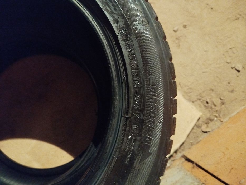 Продам всесезонну гуму205/55/16