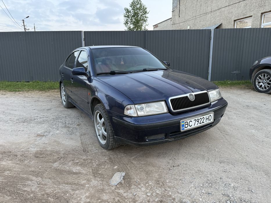Шкода октавія тур 1998р