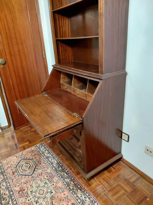 Escrivaninha vintage em madeira