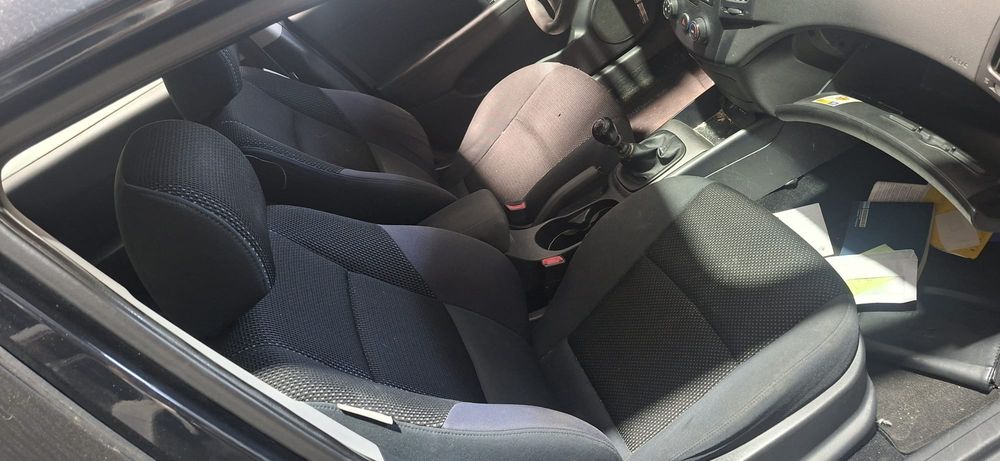 Hyundai i30 2010 1.4 16v para peças 
Ref:g4fa para peças