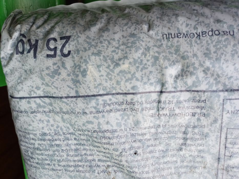 Asfalt w workach na zimno.