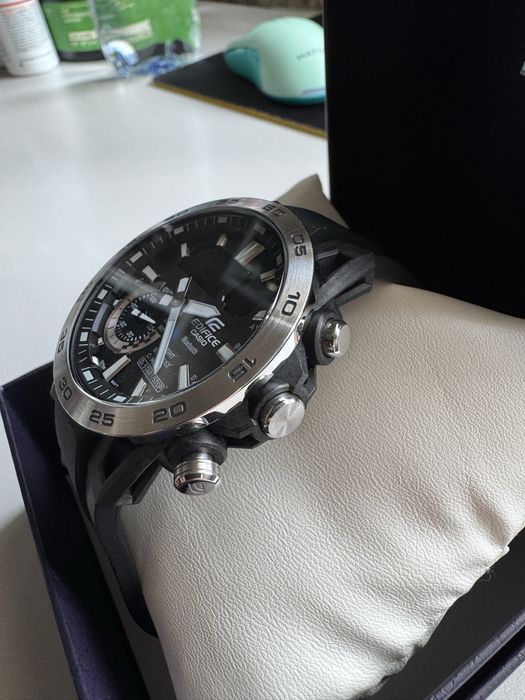 Часы CASIO Edifice ECB-40P-1AEF