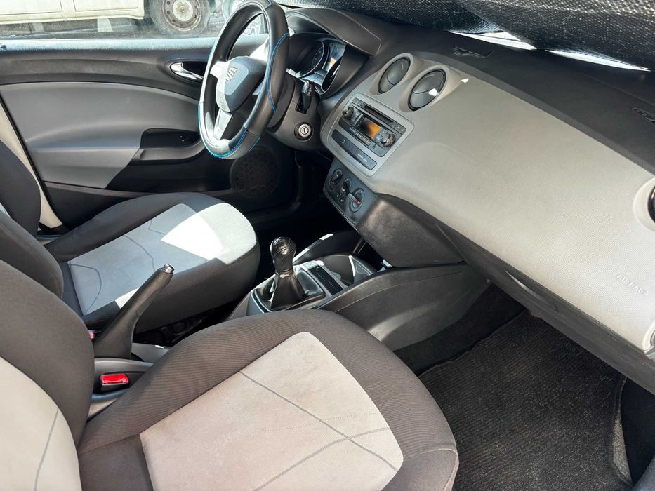 SEAT Ibiza — fotografia 5