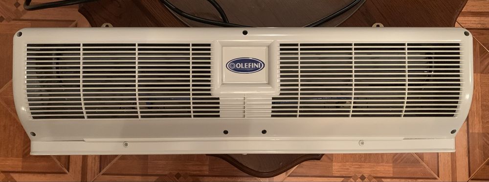 Тепловая воздушная завеса/штора «Olefini Mini-700”.