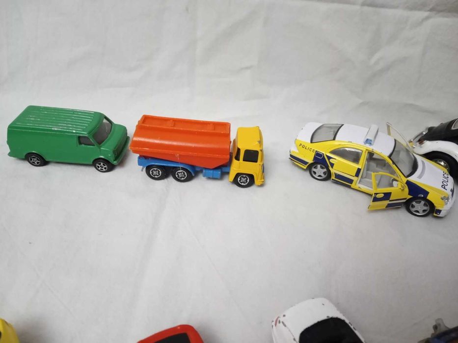 Металеві машинки. Різні.