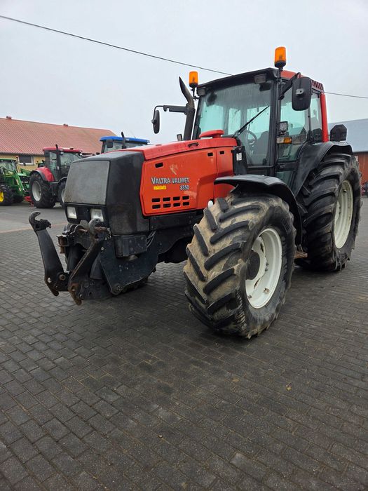 IMPORT Valtra 8350 orginal .kredyt.transport
