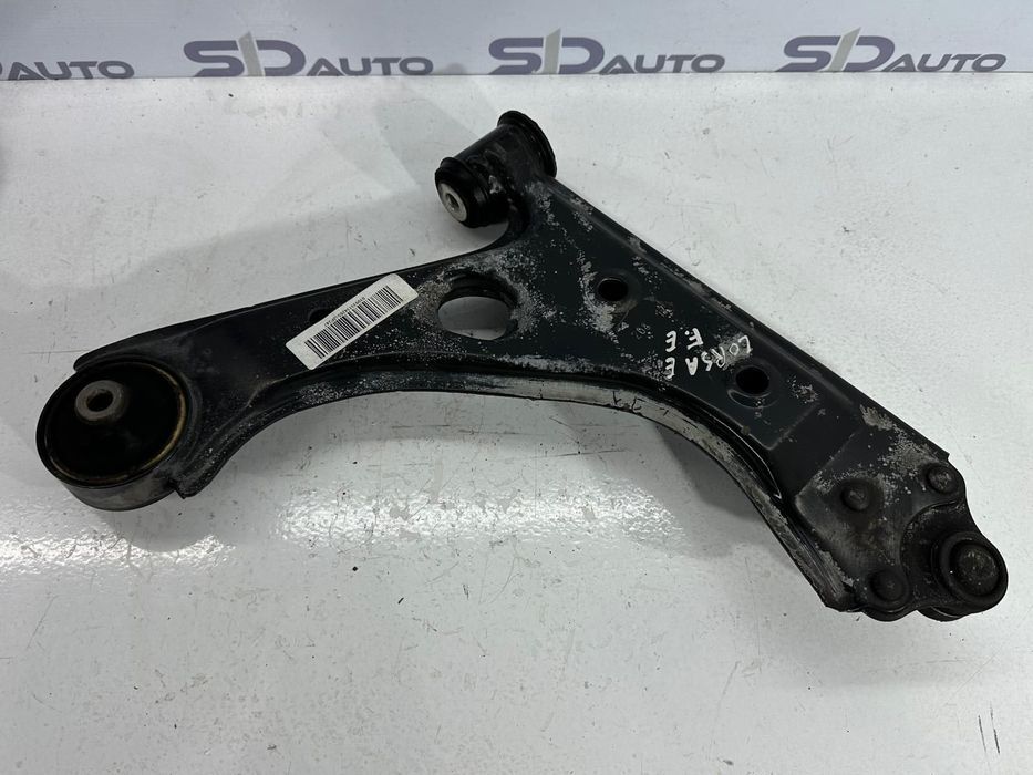 Braço Suspensão Frente Direito /  Esquerdo - Opel Corsa E (2017)