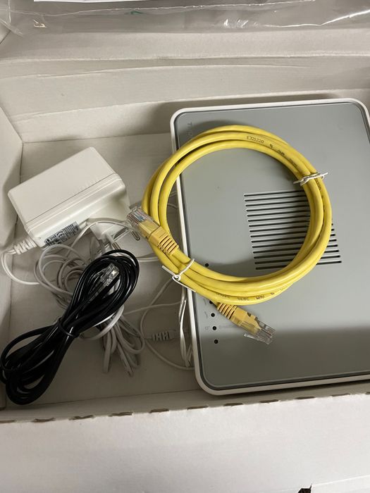 Modem Router Thomson TG 784