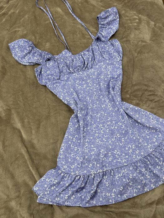 Ніжна сукня ZARA