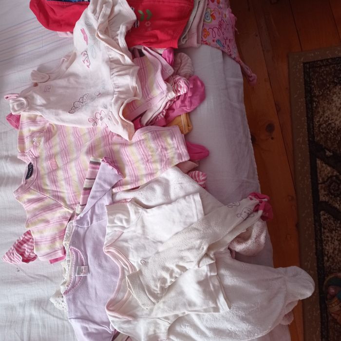 Обміняю одян для дівчинки від народження до 3 міс.