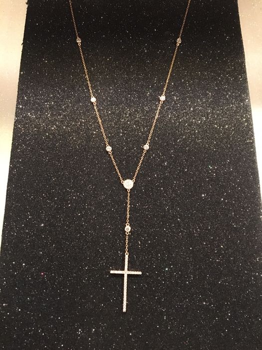 Colar com Cruz e zirconeas em prata com dourado rosa