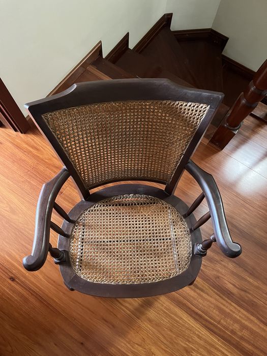 Cadeira vintage em extremo bom estado