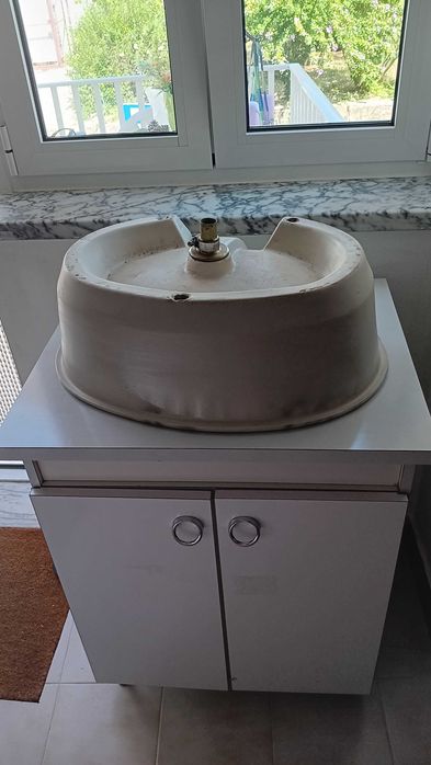 Lavatório vintage pia oval com raio cinza  com móvel está como novo