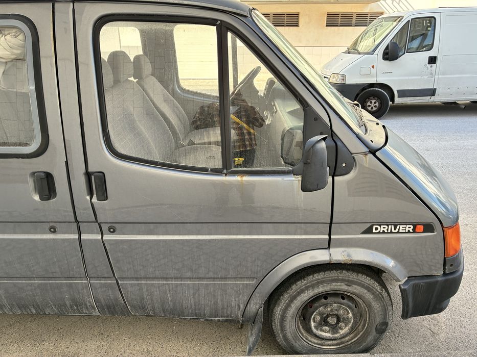 Ford Transit 1993 Motor 2.5 — photo 2