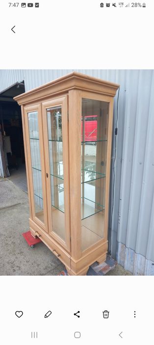 Witryna Stylowa z oświetleniem