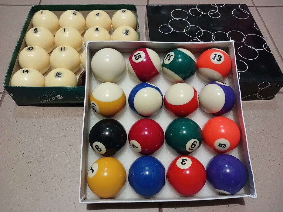 Бильярдные шары Арамит и простые 68.мм пирамида Кулі більярдні 57,2.мм