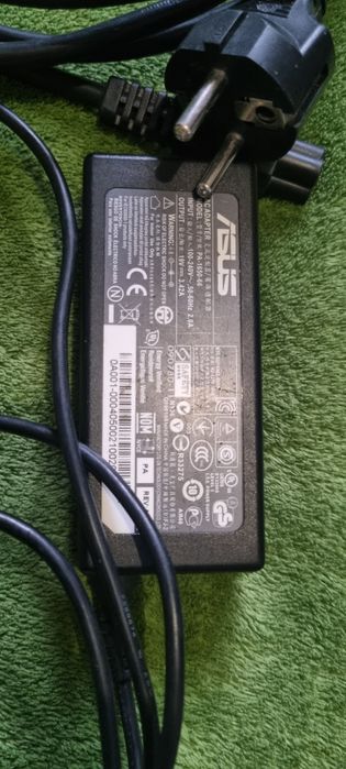 Продам  для ноутбук  DVD привод зарядное  жосткий диск   SSD  Hdd