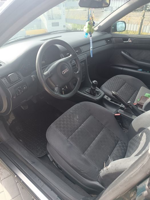 Audi A6 C5 2.4 1997 r.