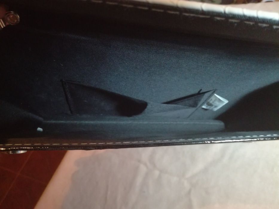 Клатч конверт рептилия лак на плечо