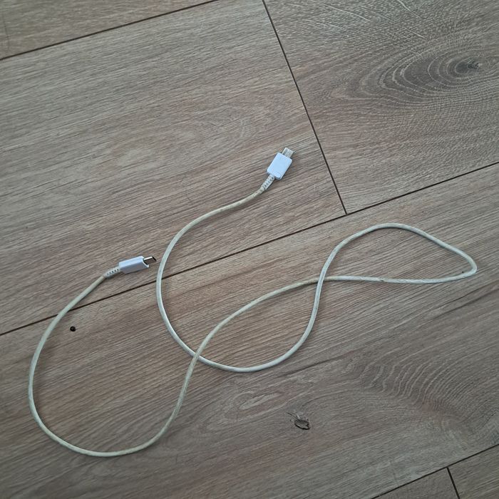Biały kabel USB C - USB C
