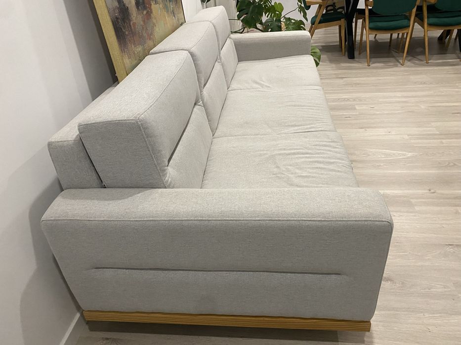 Vende-se Sofá praticamente novo