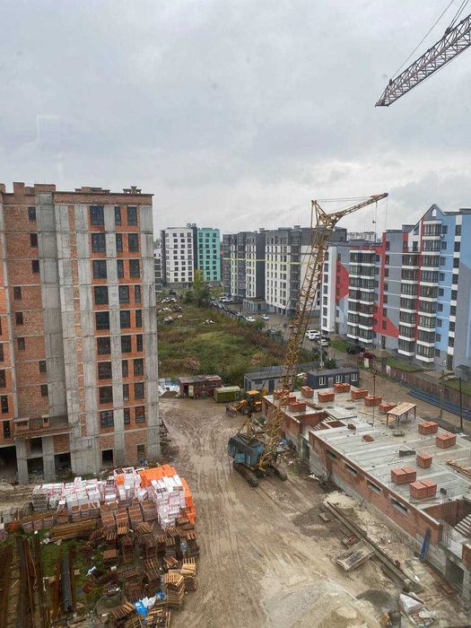 Пропонується до продажу простора двокімнатна квартира