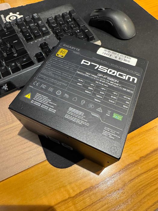 Fonte de Alimentação Gigabyte GP-P750GM – 750W (Usada)