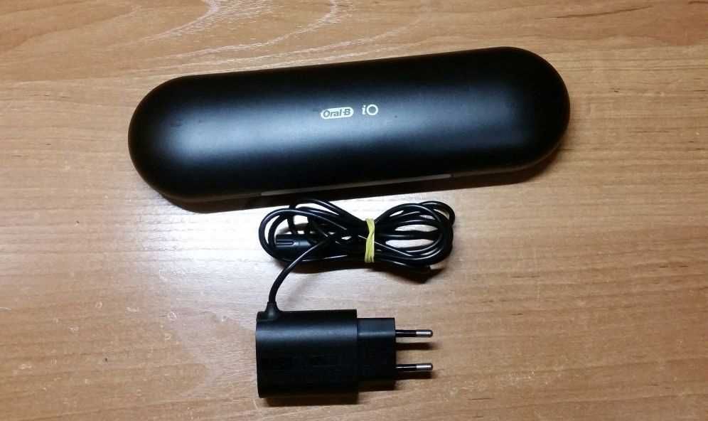 Зарядный кейс, футляр щётки Oral-B iO серия 9,  кейс braun 3759.