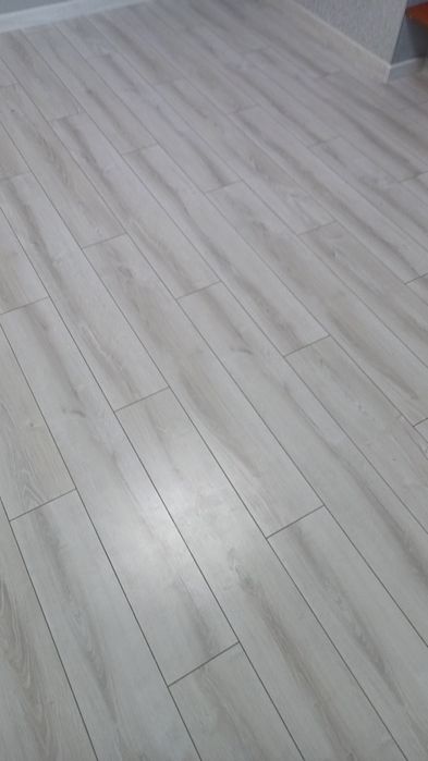 Ремонт квартир,комнат.Поклейка обоев.Е виднов.С.Салтовка