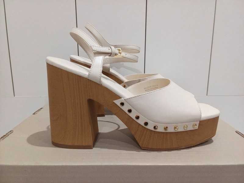 sandały na platformie marki Primark roz. 40 wkładka 26 cm nowe