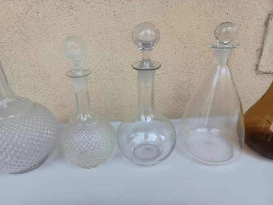 Antigas garrafas para licor
