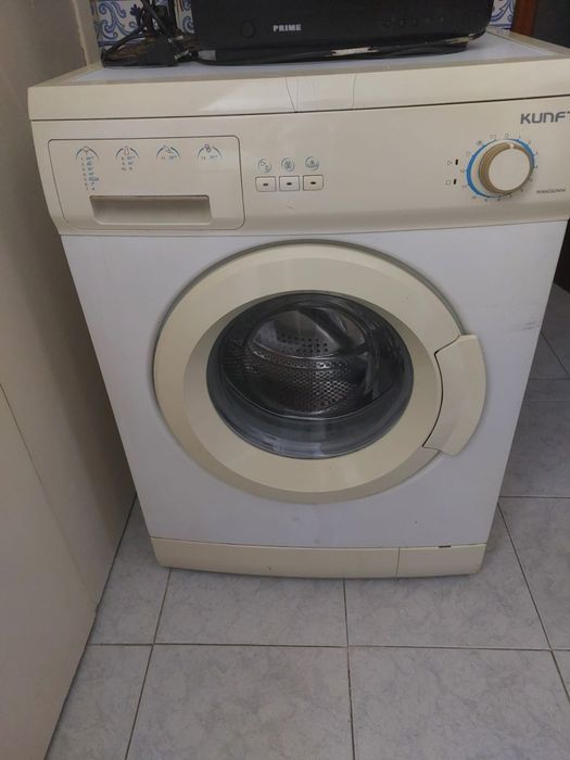 Máquina de lavar roupa