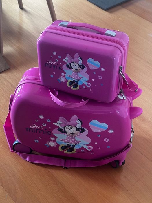Conjunto de viagem Trolley e necessaire Disney